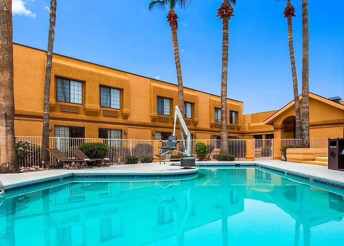 Western Valley Hotel