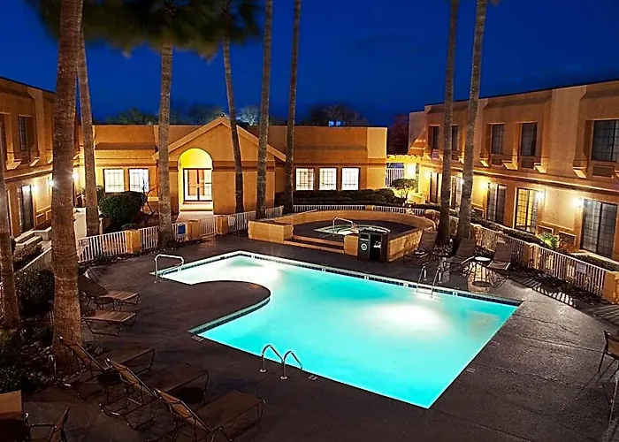 Western Valley Hotel Green Valley