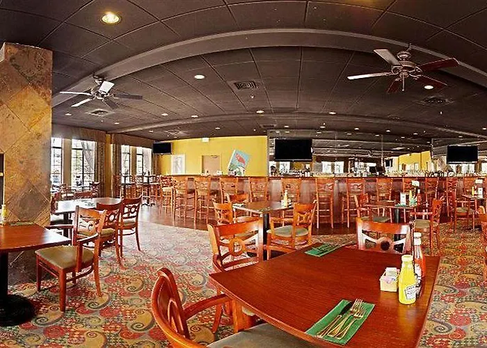 Western Valley Hotel 4*