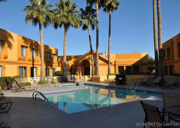 Western Valley Hotel