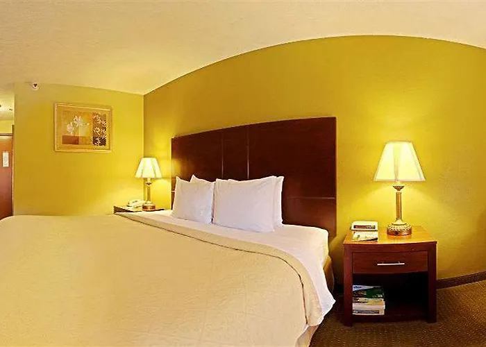 Western Valley Hotel 4*